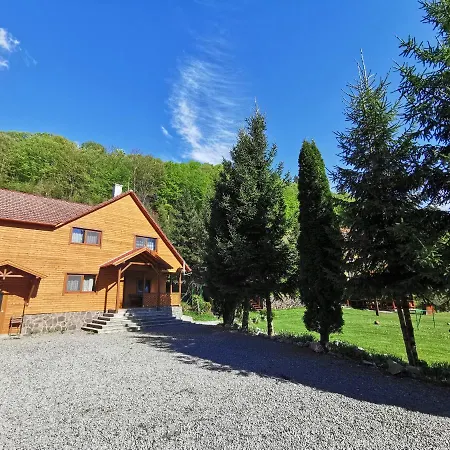 Pensiunea Hetvezer Panzio Gasthof 3*