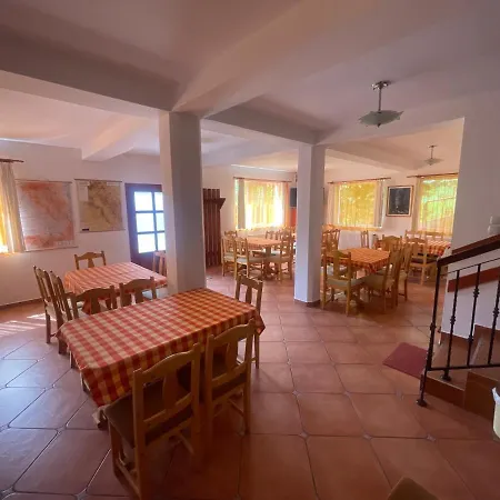 Pensiunea Hetvezer Panzio 3* Sub Cetate
